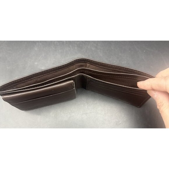 Perry Ellis Men's Genuine Brown Leather Bifold Wallet NEW - Picture 7 of 10
